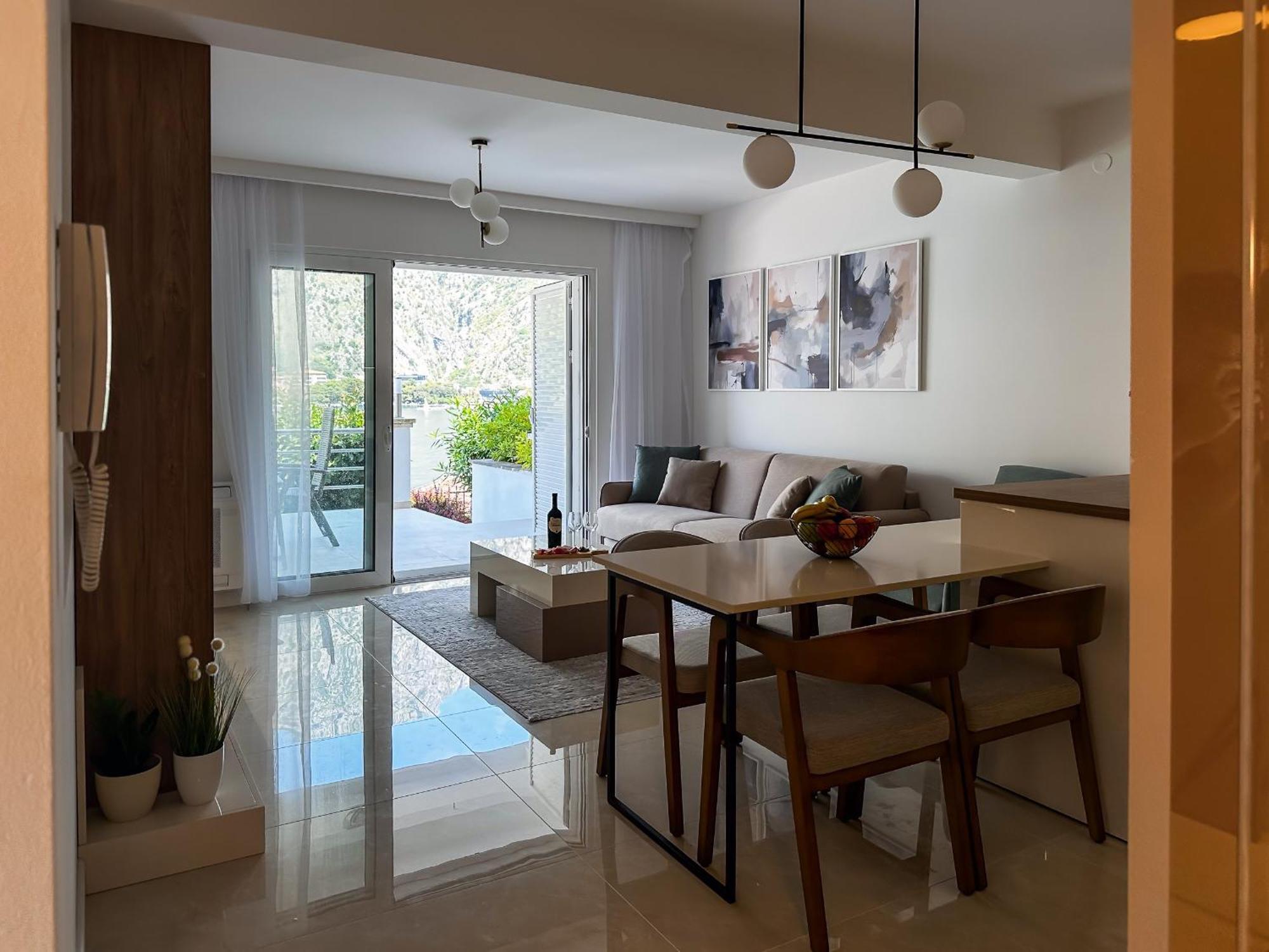 Chillout In Bay Apartment Kotor